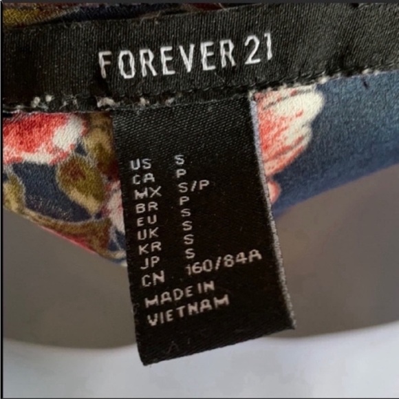 Forever 21 floral top flow loose fit Blouse Small - Picture 7 of 11
